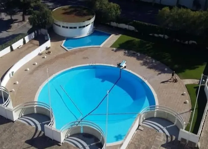 Junto A Com Piscina. *