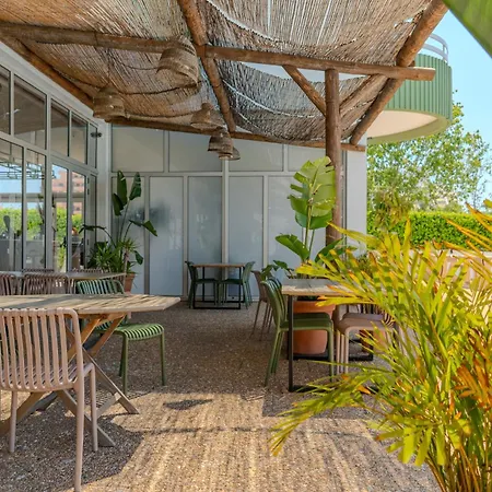 Junto A Com Piscina. Appartamento Portimão
