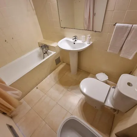 Junto A Com Piscina.